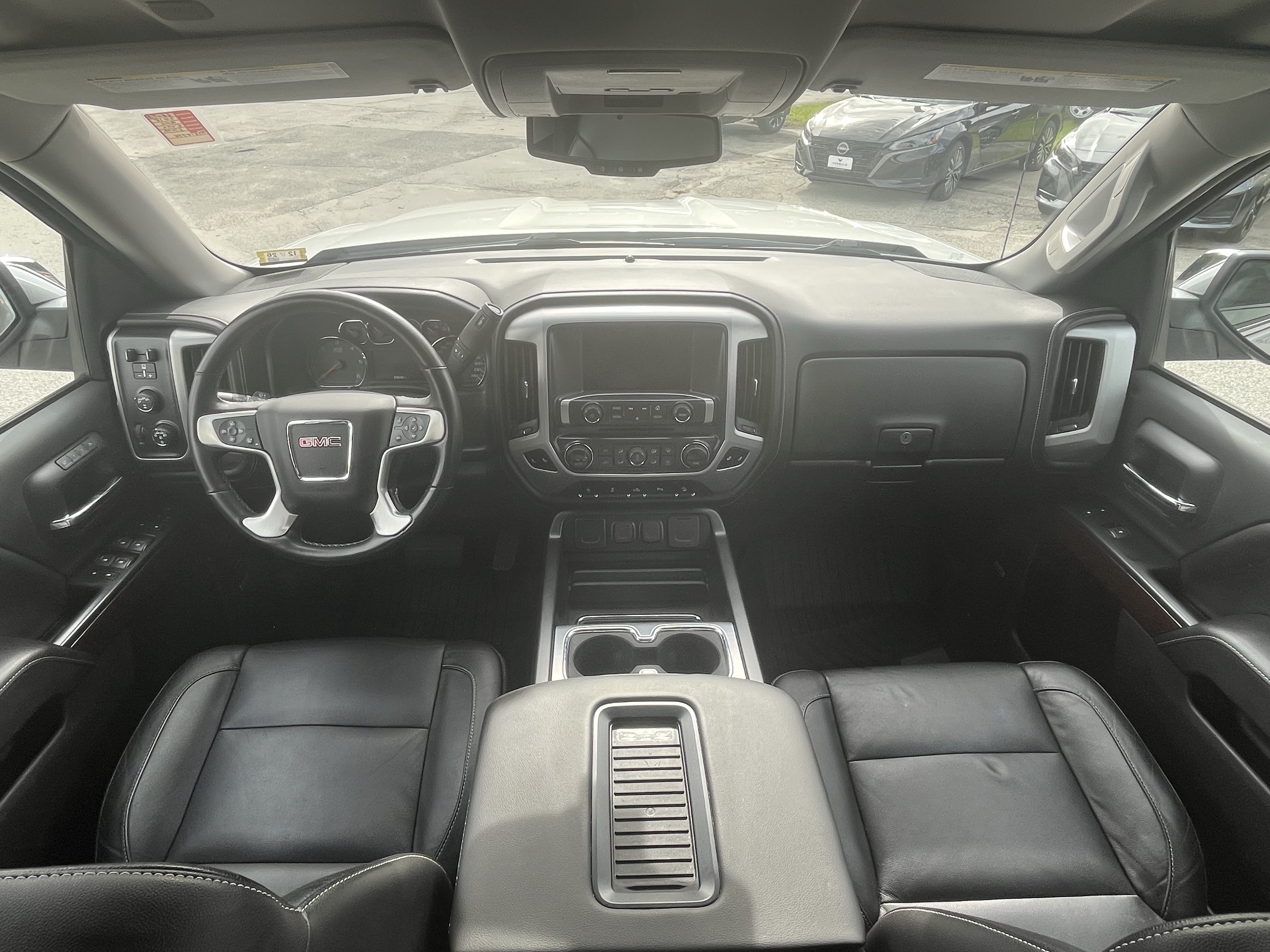 Used 2018 GMC Sierra 1500 SLT w/ SLT Premium Package AWD/4WD image 2
