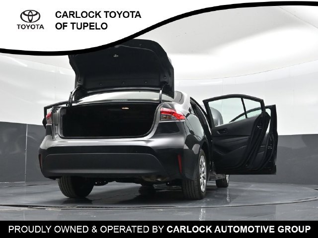 Used 2026 Toyota Corolla LE FWD image 57
