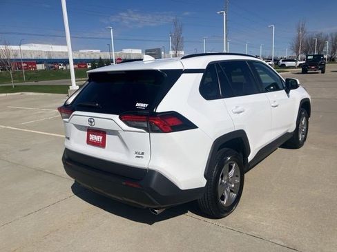 Used 2025 Toyota RAV4 XLE image 6