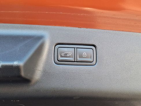 Used 2024 Hyundai Santa Fe Limited image 30