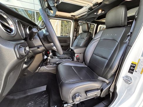 Certified 2023 Jeep Wrangler Sahara w/ Cold Weather Group image 23