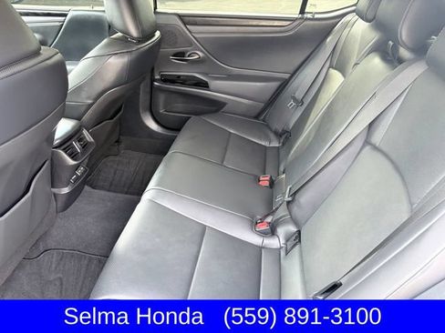 Used 2025 Lexus ES 350 w/ Premium Package FWD image 7