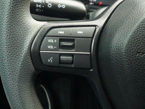 Used 2025 Honda Accord SE image 18