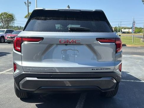 Used 2025 GMC Terrain Elevation AWD/4WD image 6