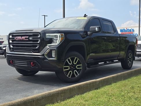 Used 2021 GMC Sierra 1500 AT4 image 2