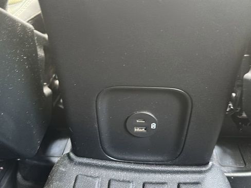 Used 2020 Ford Escape SEL FWD image 34