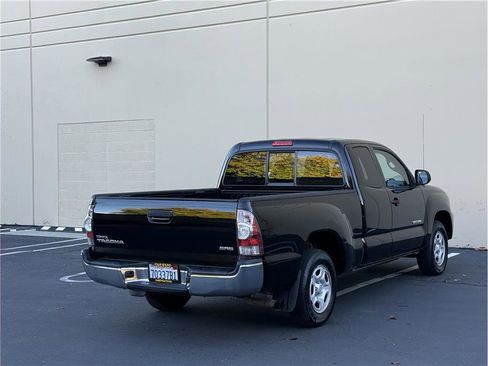 Used 2012 Toyota Tacoma 2WD Access Cab image 4
