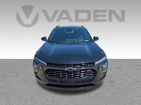 Certified 2024 Chevrolet Trax RS w/ Driver Confidence Package FWD image 30