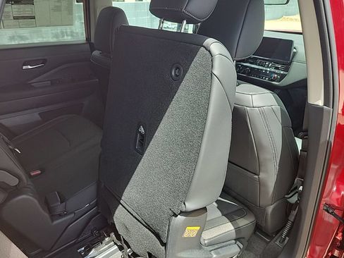 New 2026 Nissan Pathfinder SL w/ Cargo Package FWD image 41