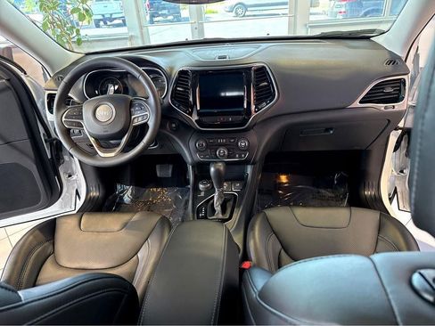 Used 2022 Jeep Cherokee Limited AWD/4WD image 21