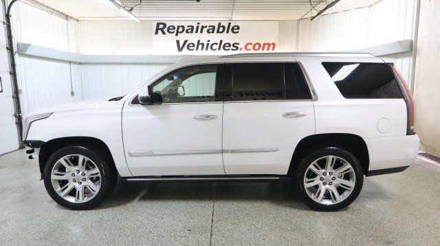 Used 2017 Cadillac Escalade Premium Luxury AWD/4WD image 1