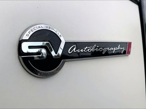Used 2021 Land Rover Range Rover SV Autobiography Dynamic image 11