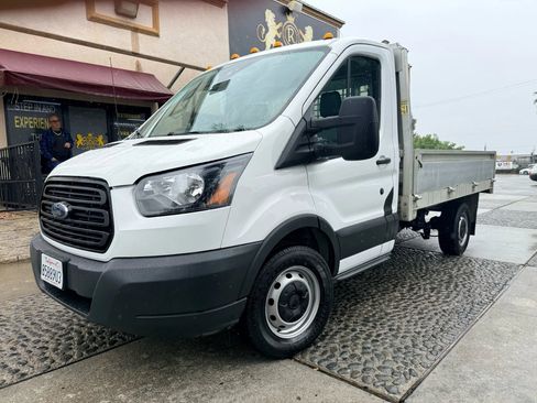Used 2018 Ford Transit 250 138 image 1