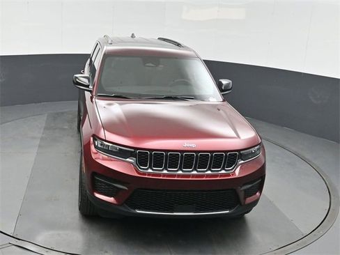 New 2025 Jeep Grand Cherokee Laredo X image 35