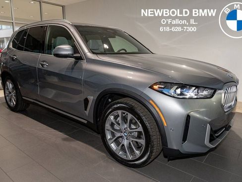 New 2026 BMW X5 xDrive50e w/ Climate Comfort Package AWD/4WD image 1
