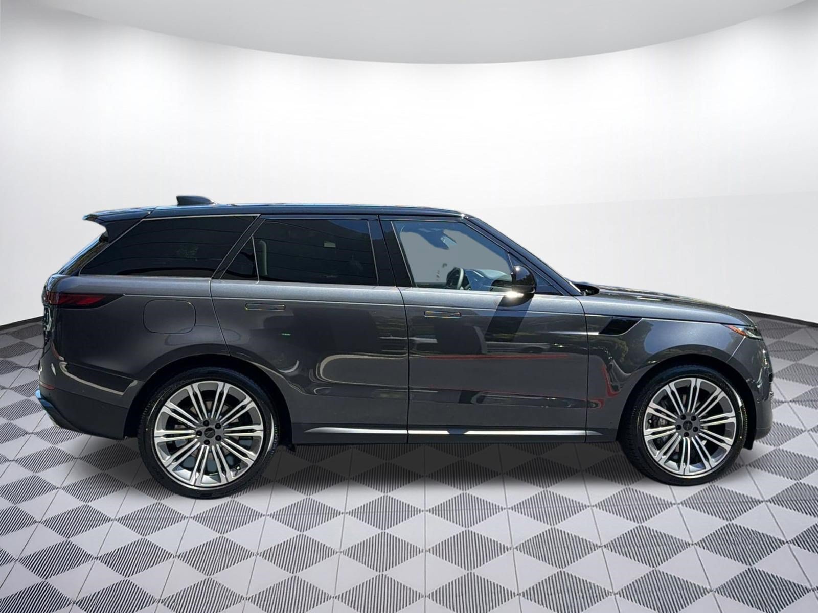 New 2026 Land Rover Range Rover Sport SE AWD/4WD image 8
