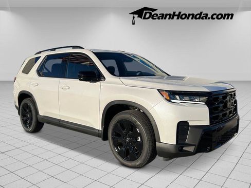 New 2026 Honda Pilot Black Edition image 7