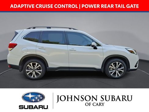 Used 2023 Subaru Forester Limited AWD/4WD image 5