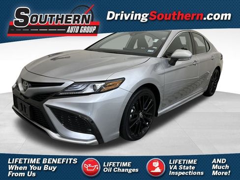 Used 2024 Toyota Camry XSE image 1