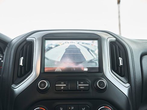 Used 2022 Chevrolet Silverado 1500 RST w/ Z71 Off-Road Package image 36