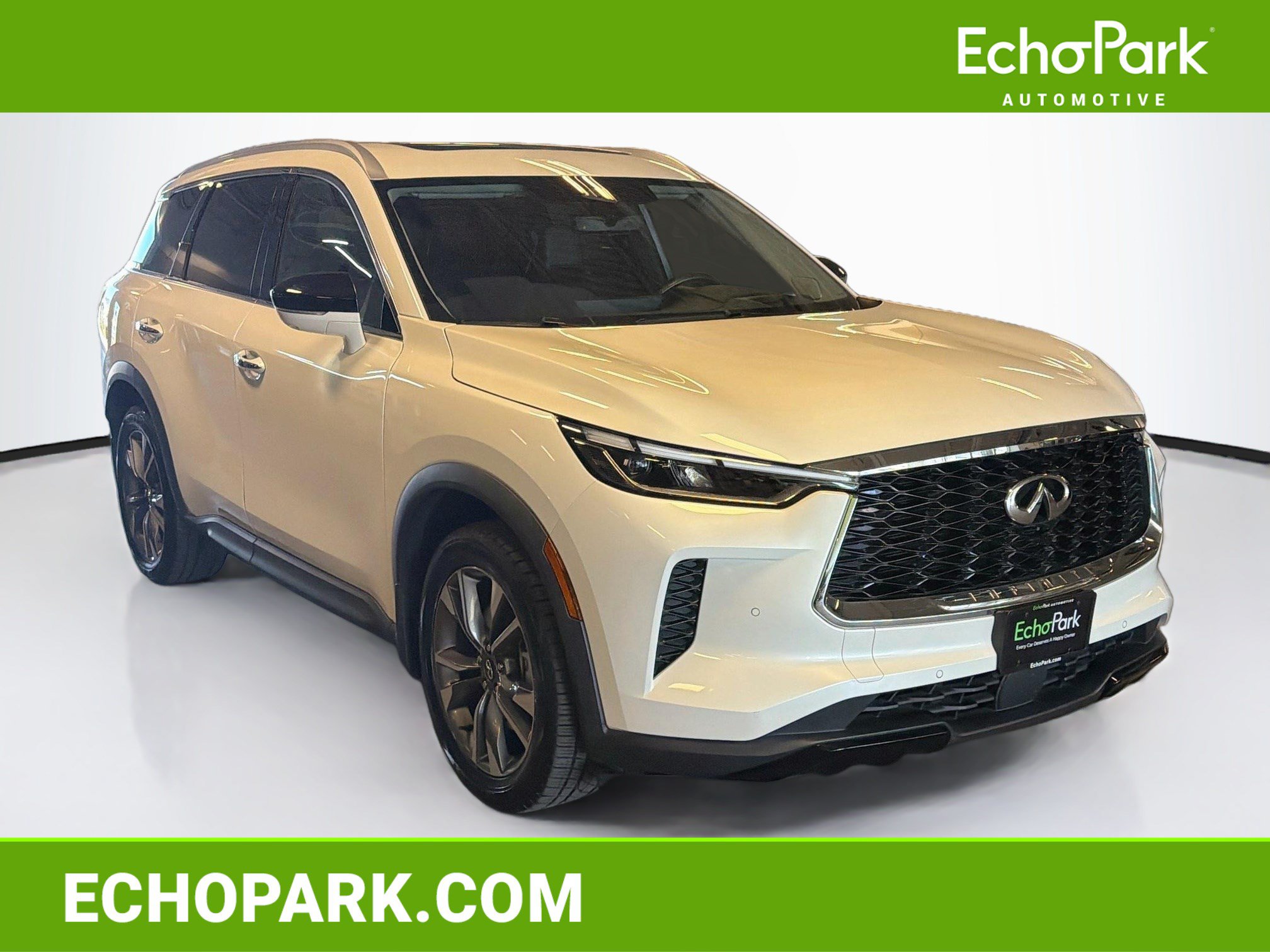 Used 2023 INFINITI QX60 Luxe w/ Vision Package AWD/4WD image 1