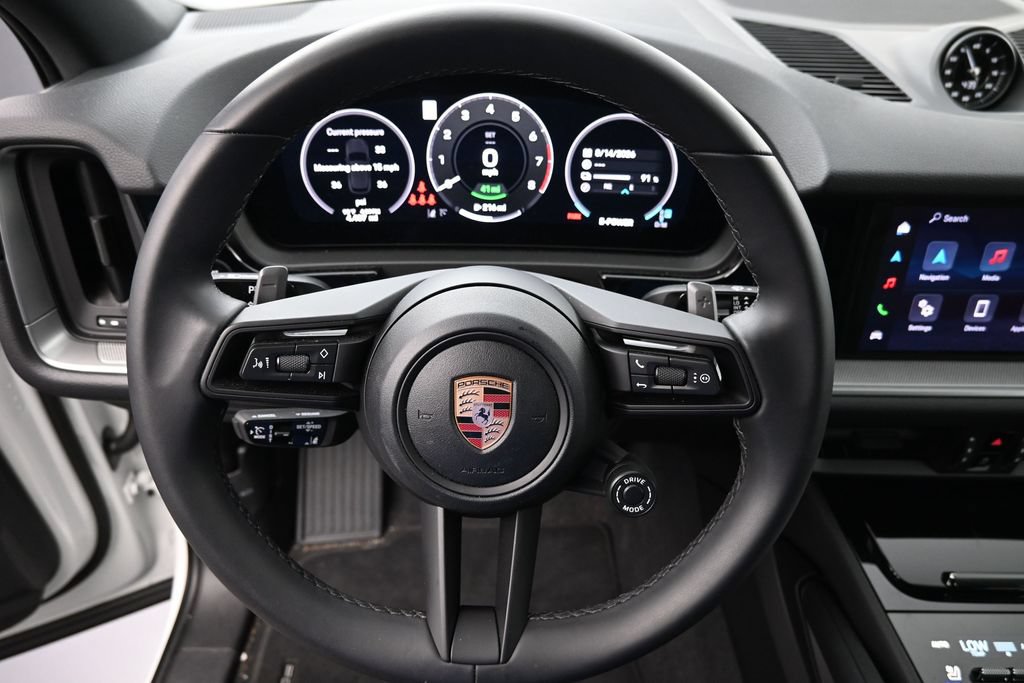 Certified 2026 Porsche Cayenne E-Hybrid AWD/4WD image 10