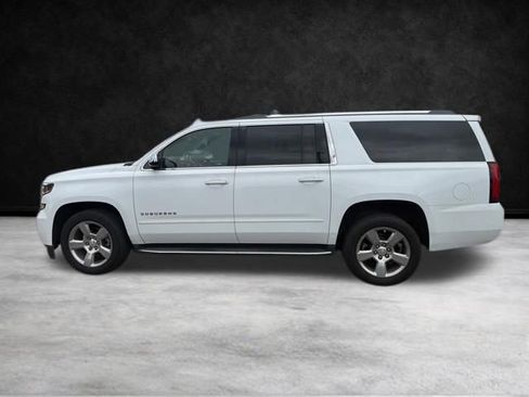 Used 2018 Chevrolet Suburban Premier AWD/4WD image 7