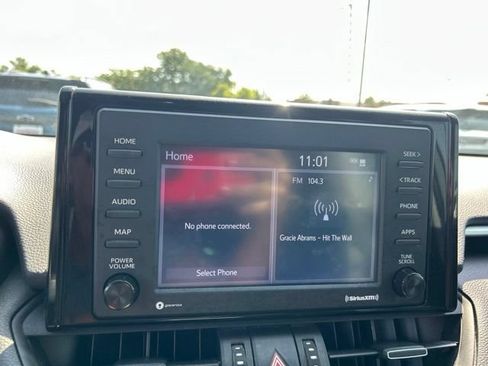 Used 2022 Toyota RAV4 XLE Premium FWD image 24