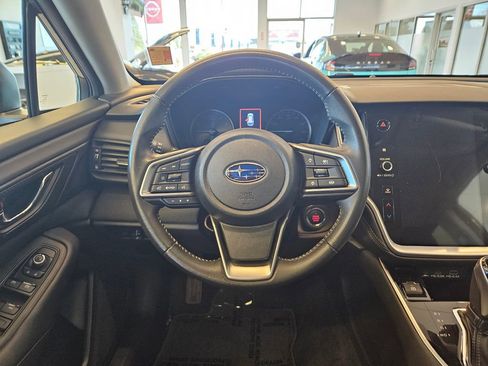 Used 2024 Subaru Outback Premium AWD/4WD image 17