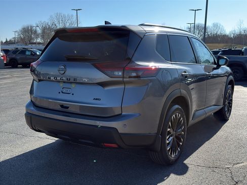 New 2026 Nissan Rogue SV image 5