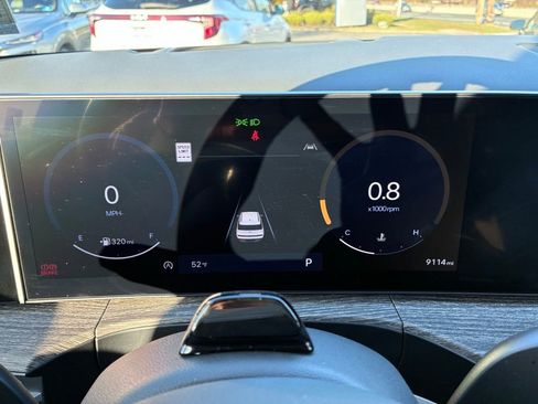 Used 2024 Hyundai Santa Fe Calligraphy image 30