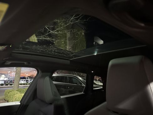 New 2026 BMW X3 xDrive30 w/ Premium Package image 9