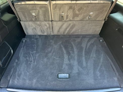 Used 2024 Jeep Wagoneer L Series II w/ Flexible Seating Group AWD/4WD image 15