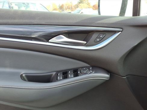 Used 2021 Buick Enclave Preferred image 22