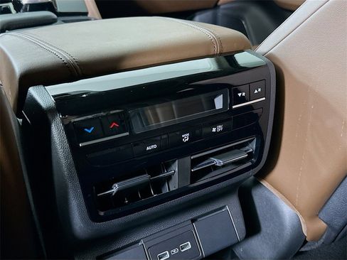 Used 2022 Acura MDX SH-AWD w/ Technology Package image 32