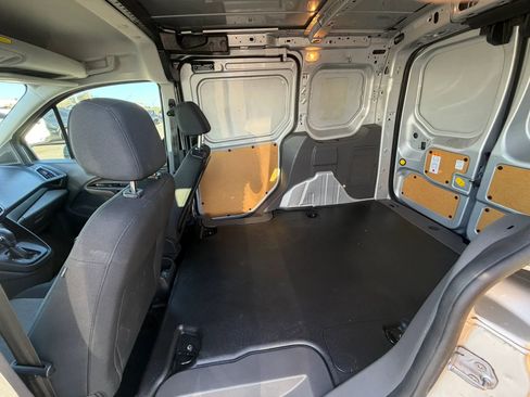 Used 2019 Ford Transit Connect XL FWD image 16