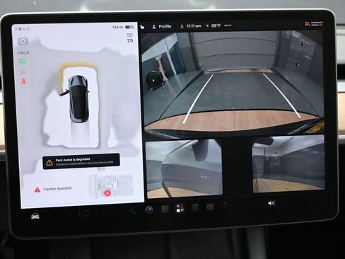 Used 2023 Tesla Model 3 Standard Range RWD image 19