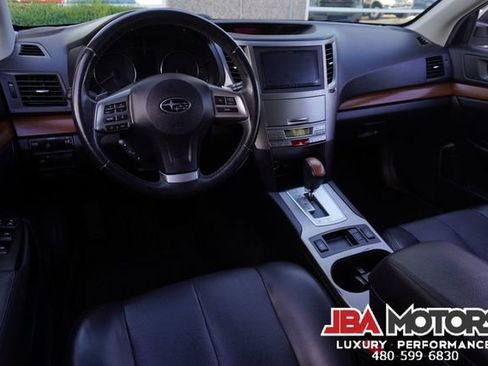 Used 2014 Subaru Outback 2.5i Limited w/ Moonroof Package AWD/4WD image 25
