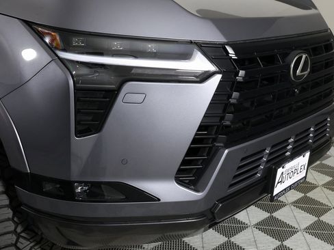 Used 2025 Lexus GX 550 image 48