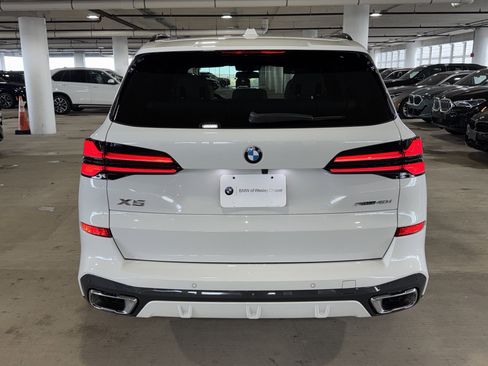 Certified 2025 BMW X5 sDrive40i w/ M Sport Package image 7