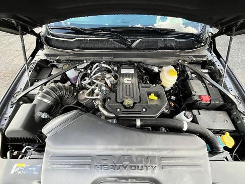 New 2026 RAM 3500 Big Horn AWD/4WD image 3