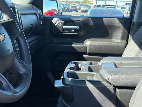 Certified 2023 Chevrolet Silverado 1500 Custom image 11
