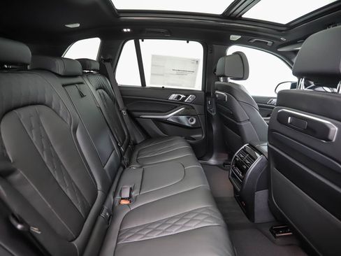 New 2026 BMW X5 M60i image 27
