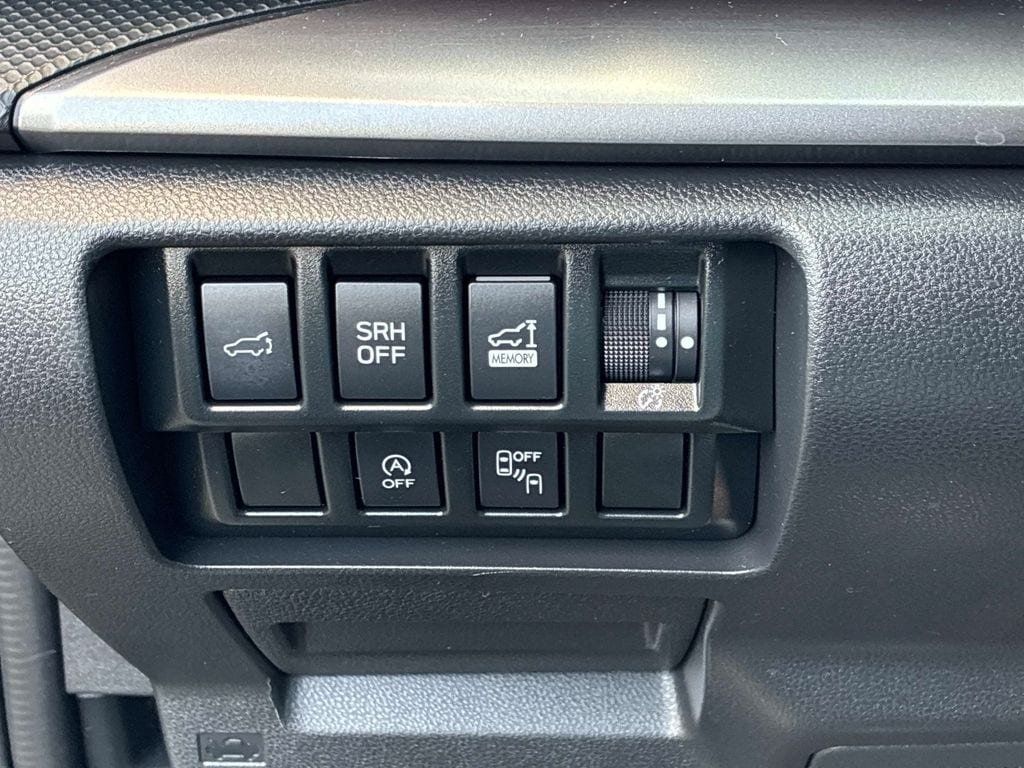 Used 2021 Subaru Forester Premium AWD/4WD image 24