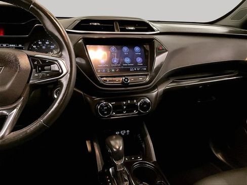 Used 2023 Chevrolet TrailBlazer ACTIV w/ Convenience Package FWD image 6