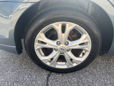 Used 2012 Ford Fusion SE FWD image 9
