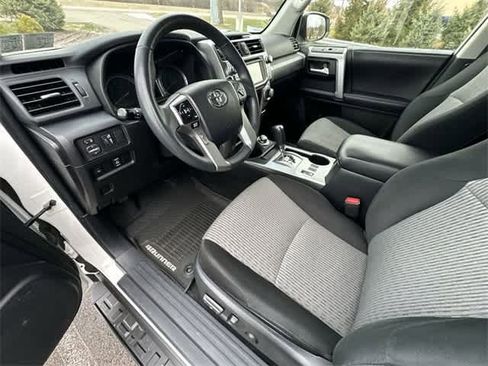 Used 2019 Toyota 4Runner SR5 image 15