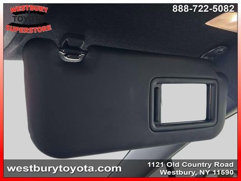 Used 2026 Toyota Corolla SE FWD image 33