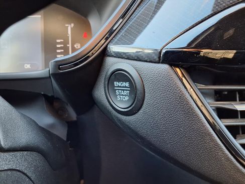 Certified 2024 Ford Escape ST-Line image 11