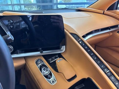 Used 2021 Chevrolet Corvette Stingray Premium Conv w/ Z51 Performance Package RWD image 12